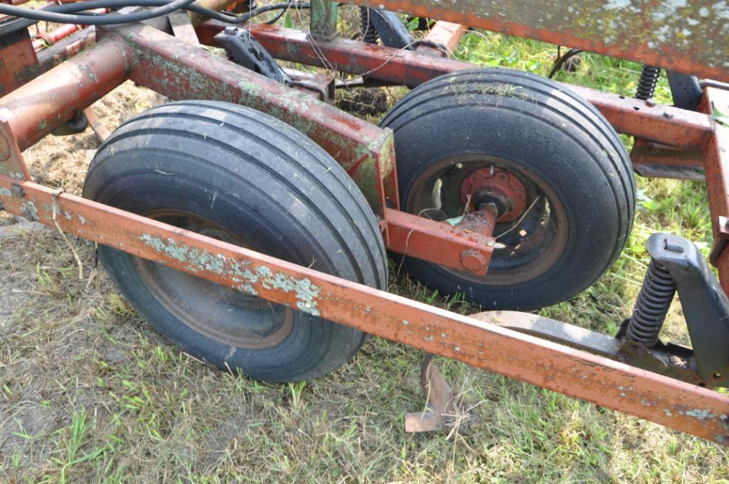 Wil-Rich 24' field cultivator