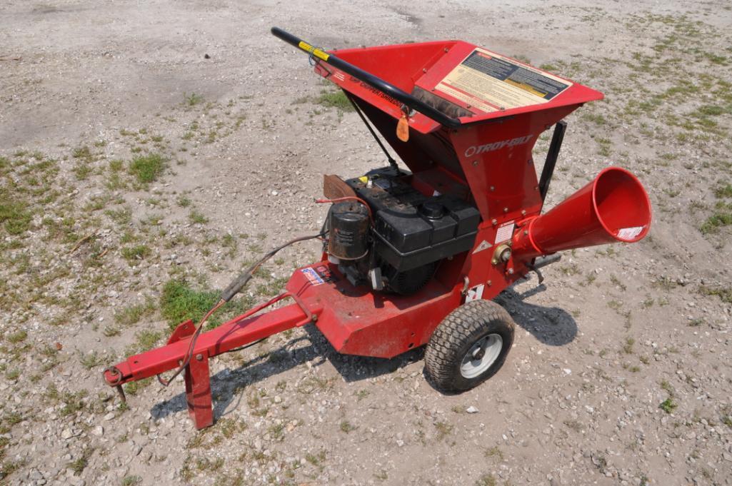 Troy-Bilt 10 hp wood chipper