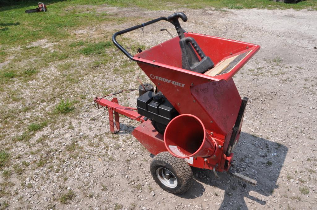 Troy-Bilt 10 hp wood chipper