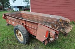 IH 530 manure spreader