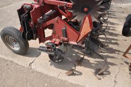 Case-IH 183 12 row 30" cultivator