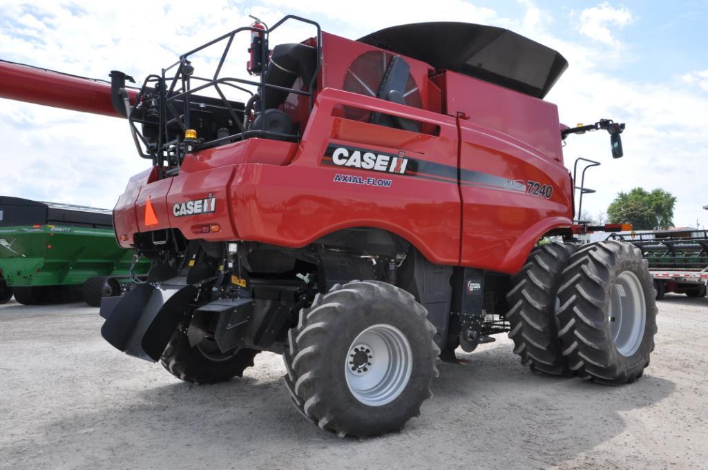 2018 Case-IH 7240 2wd combine