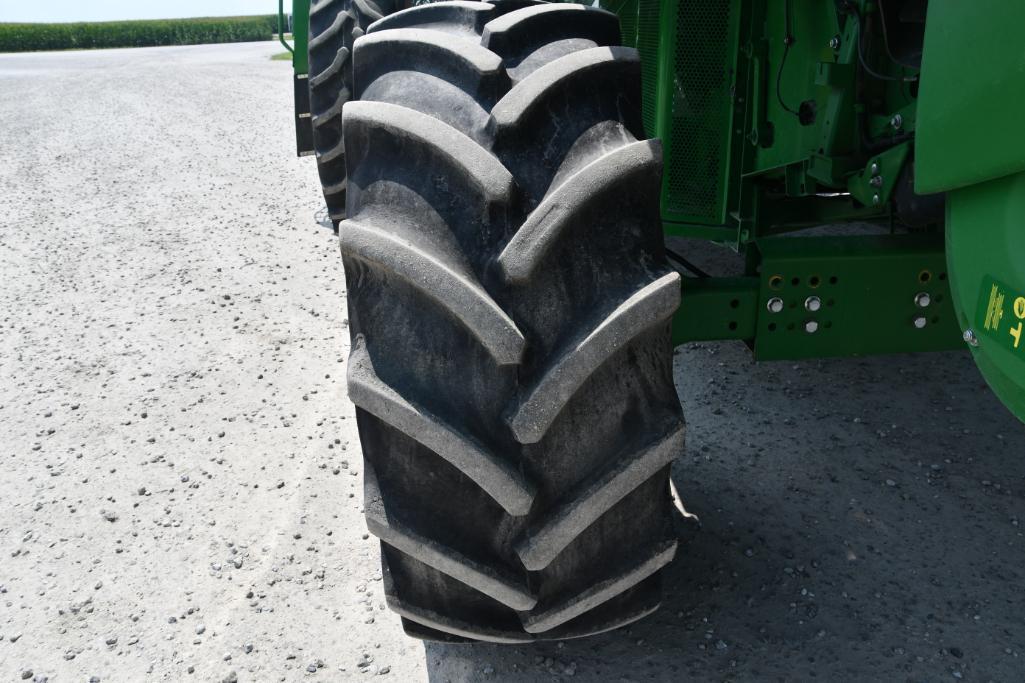 2014 John Deere S660 2wd combine