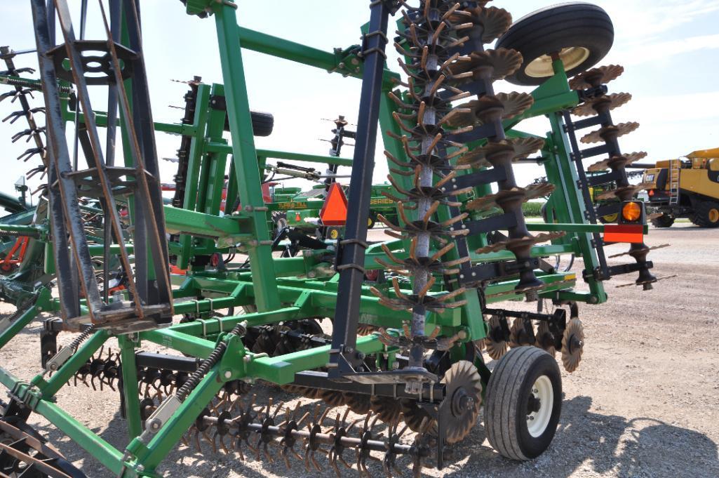 Great Plains 2400 Turbo Till 24' vertical tillage tool