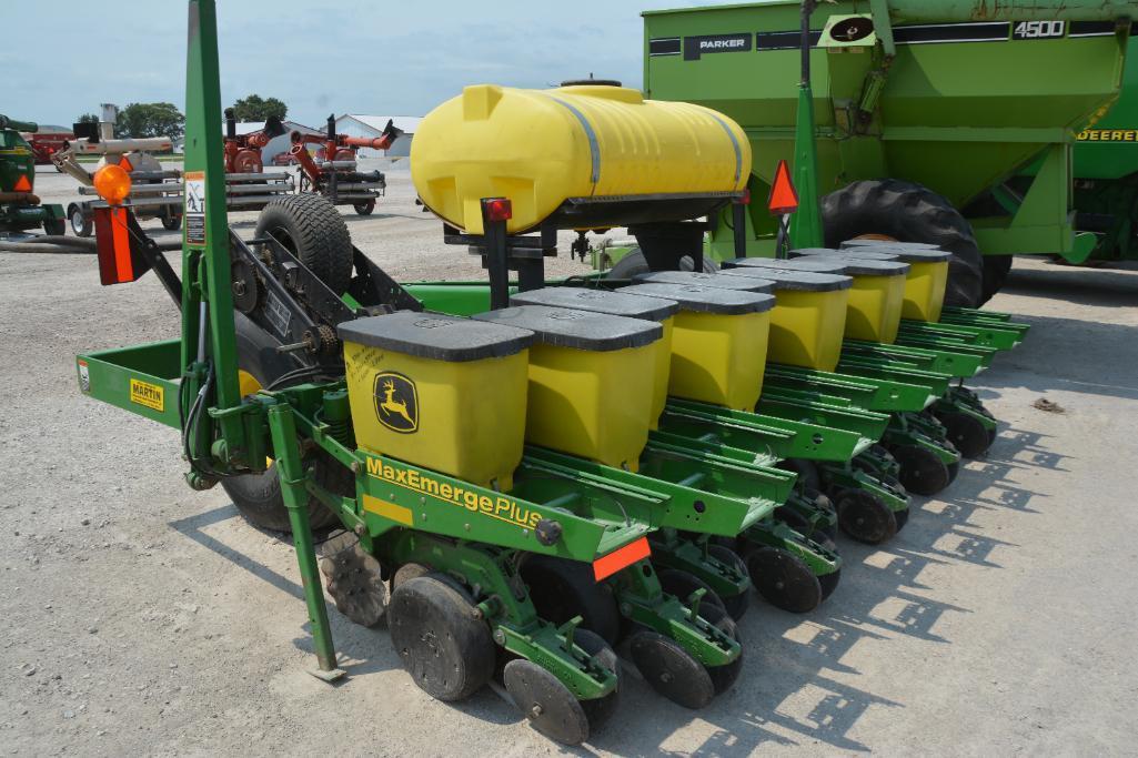 2003 John Deere 1780 6/11 planter