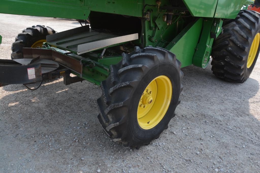 1999 John Deere 9510 2wd combine