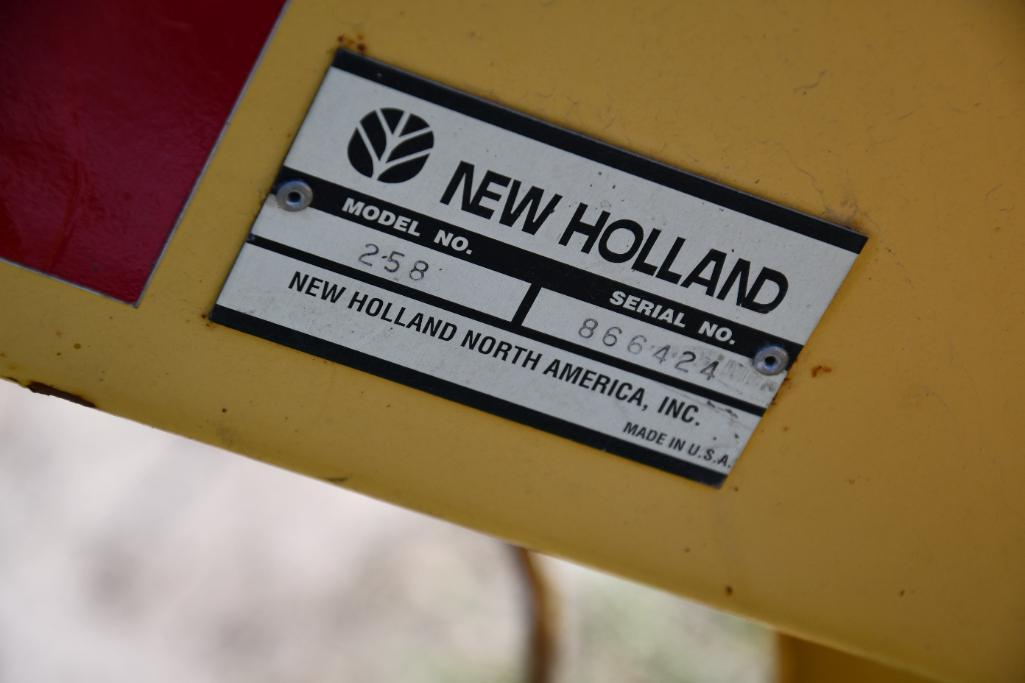 New Holland 258 5 bar hay rake