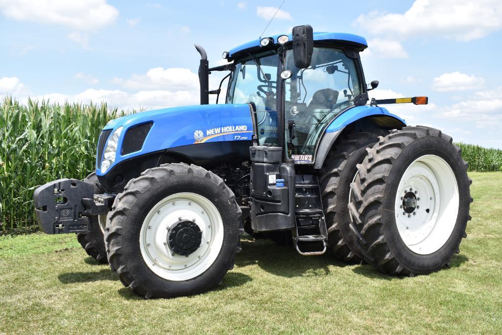 2013 New Holland T7.250 MFWD tractor