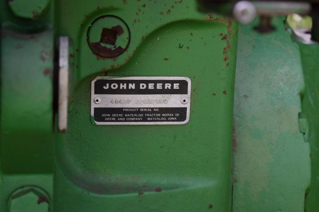 1982 John Deere 4640 2WD tractor