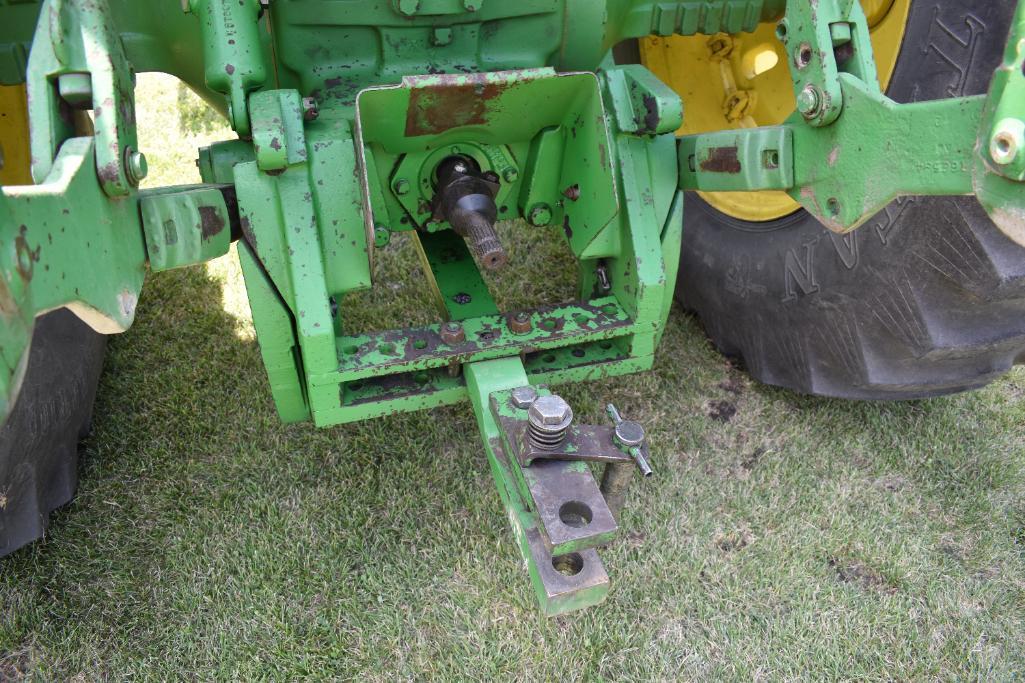 1982 John Deere 4640 2WD tractor