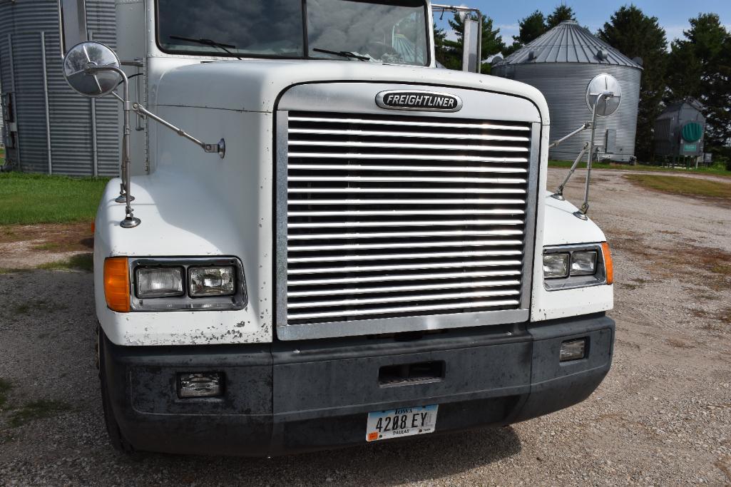 1998 Freightliner FLD 120 semi