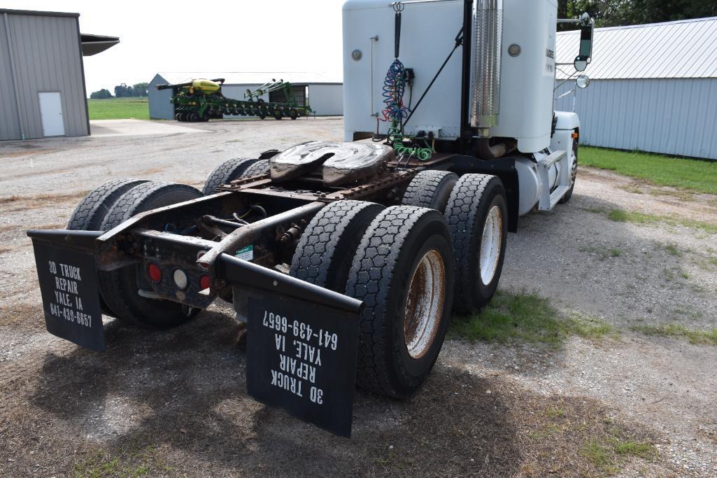 1998 Freightliner FLD 120 semi