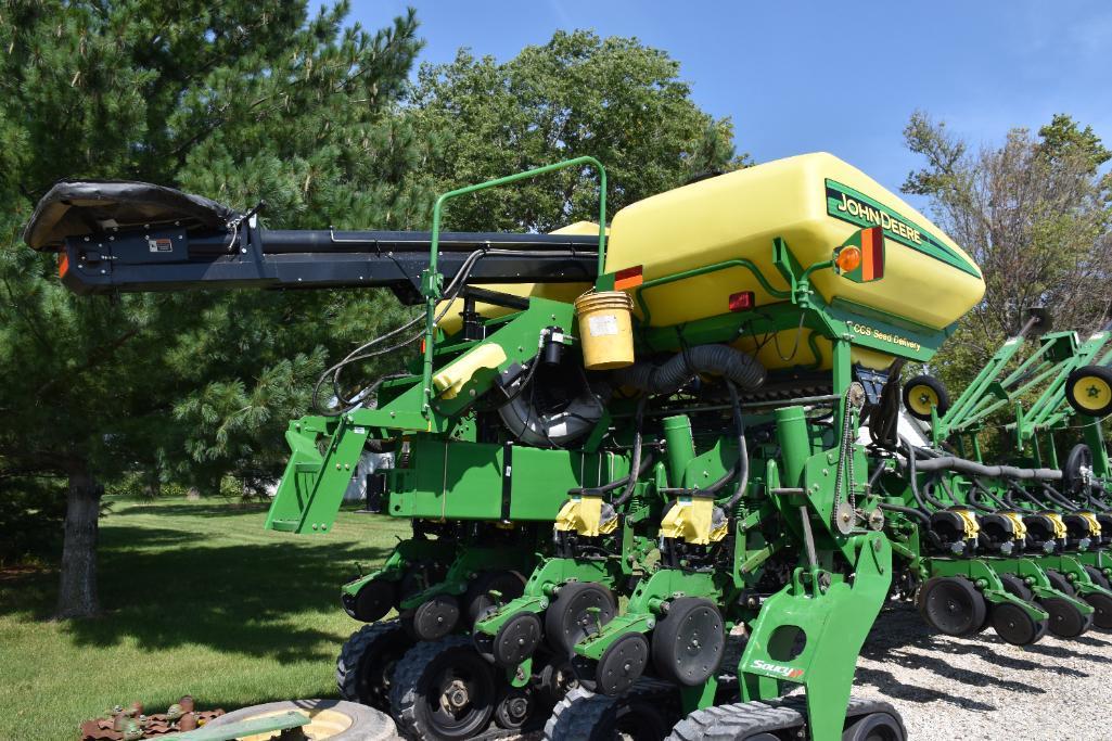 2007 John Deere 1770NT 24 row 30" CCS planter