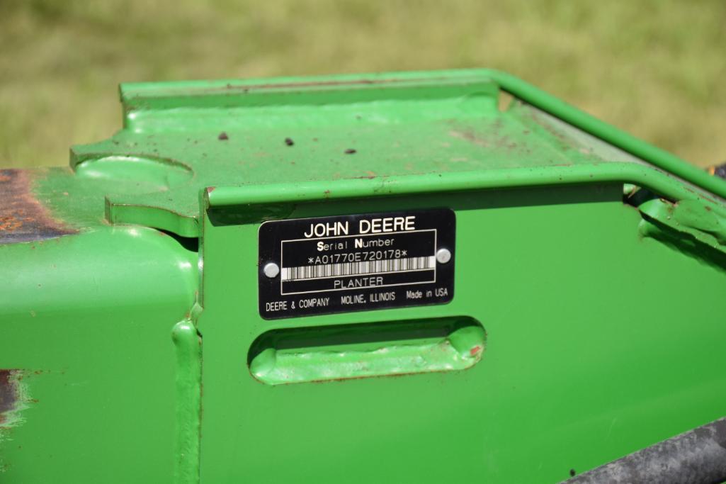 2007 John Deere 1770NT 24 row 30" CCS planter