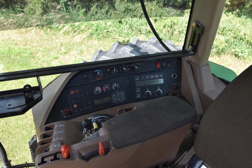 1998 John Deere 8100 MFWD tractor