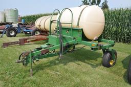 John Deere 250 500 gal. pull between liquid cart