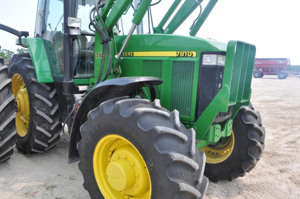 2002 John Deere 7810 MFWD tractor w/loader