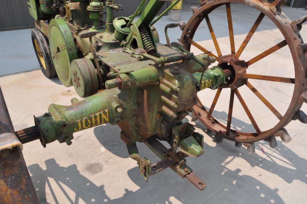 1944 John Deere A 2wd tractor