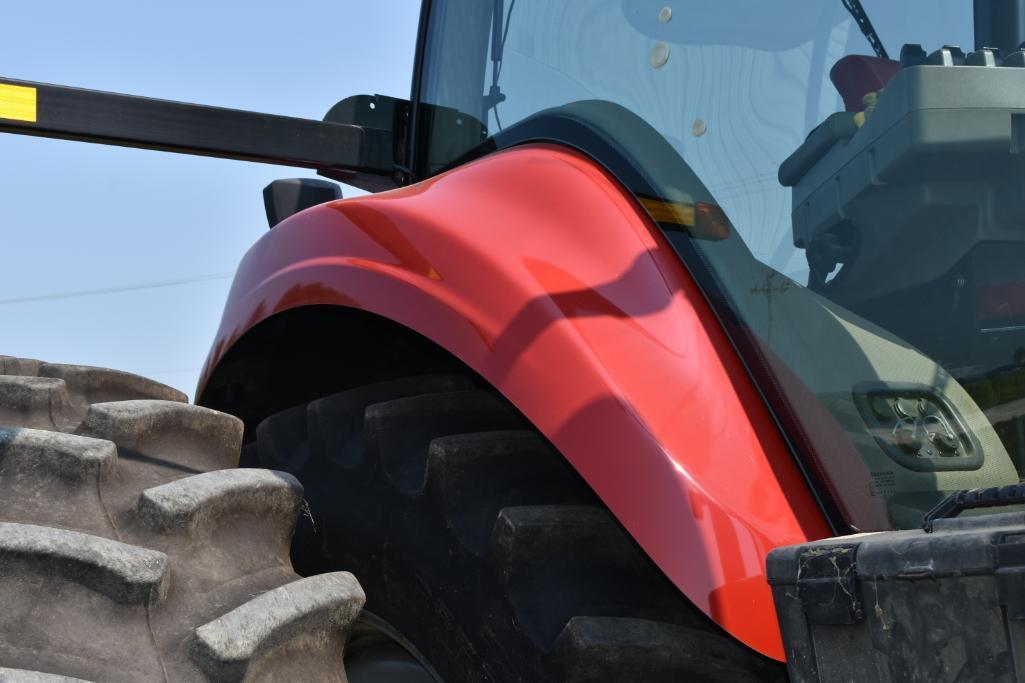 2009 Case-IH Magnum 305 MFWD tractor