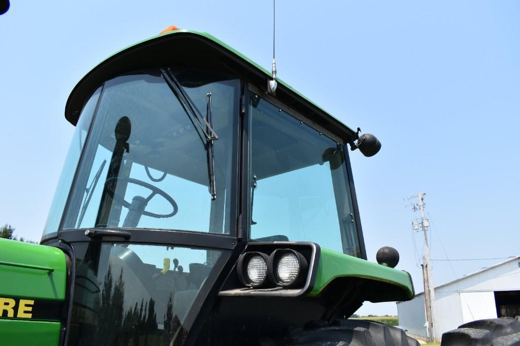 1992 John Deere 4455 2wd tractor