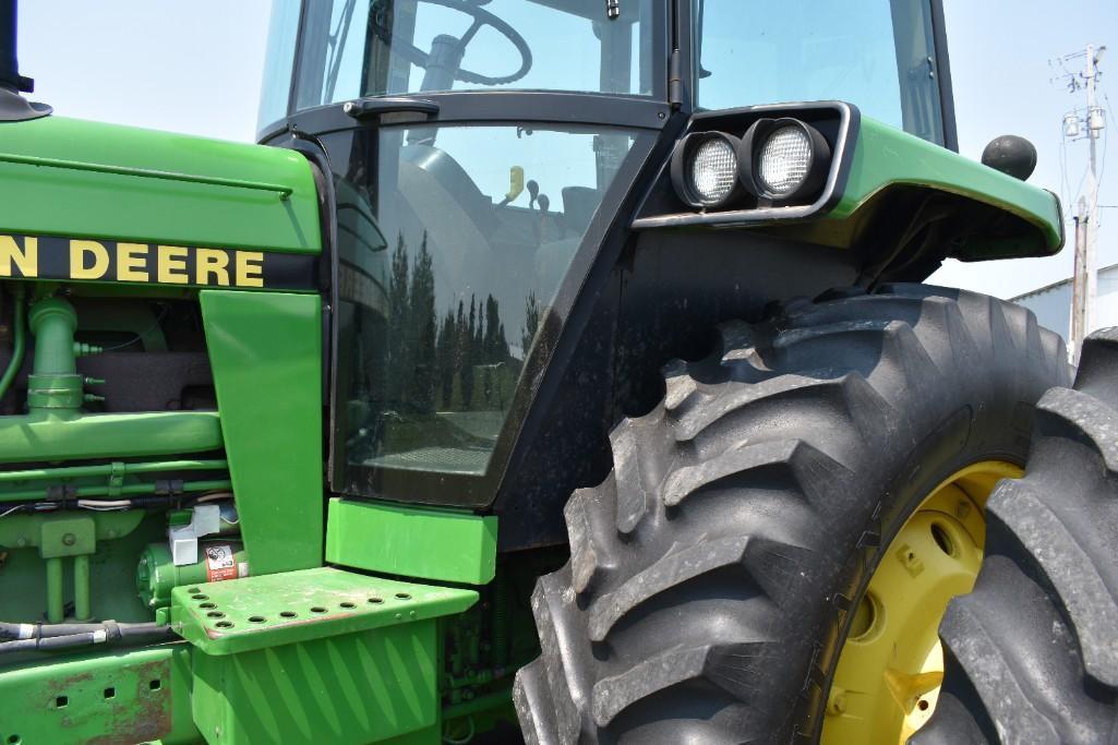 1992 John Deere 4455 2wd tractor