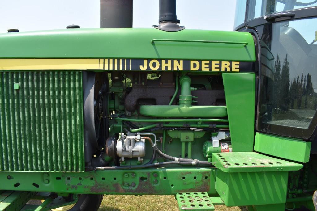 1992 John Deere 4455 2wd tractor