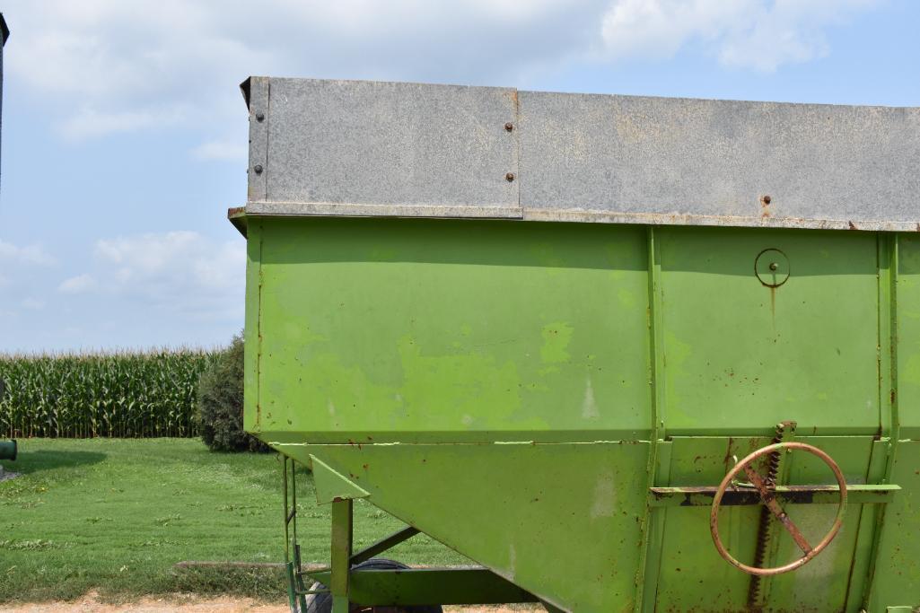 Parker 225 bu. gravity wagon w/ running gear