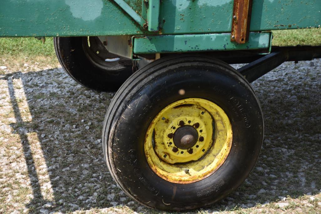 Calhoun 4144 14' silage wagon w/ Calhoun gear