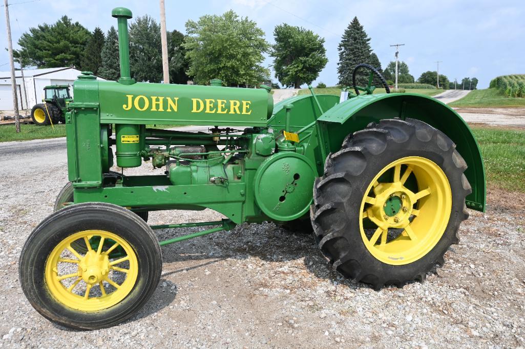 1939 John Deere BR tractor