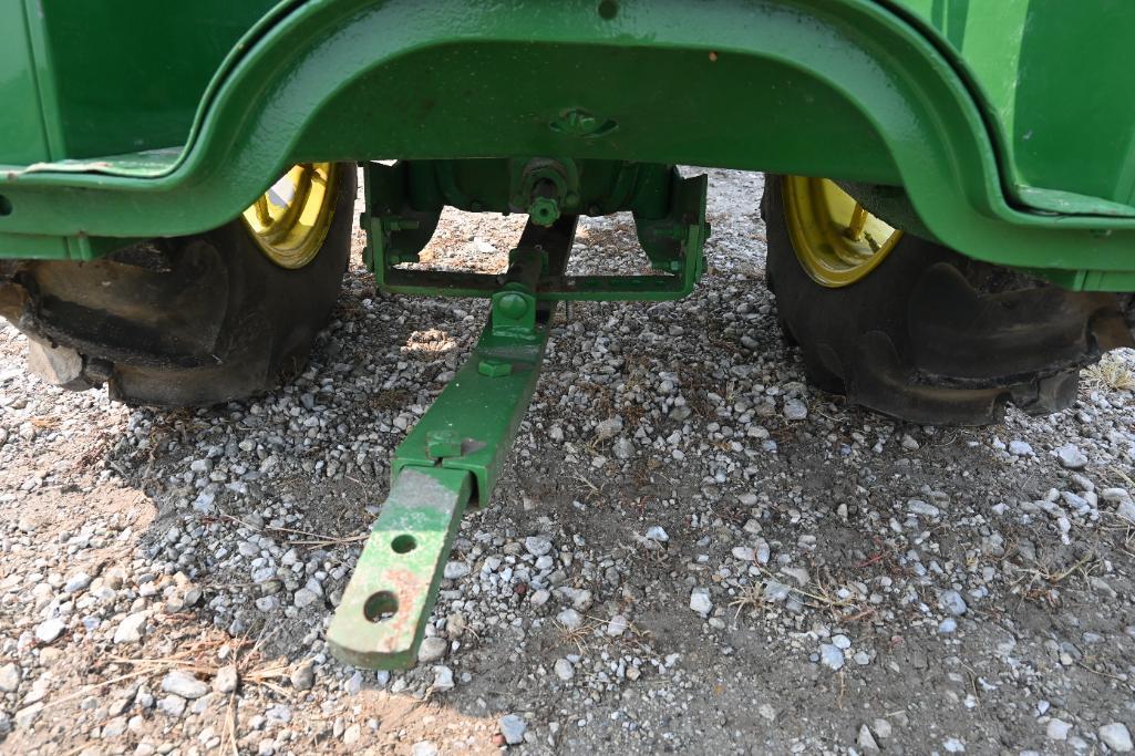 1939 John Deere BR tractor