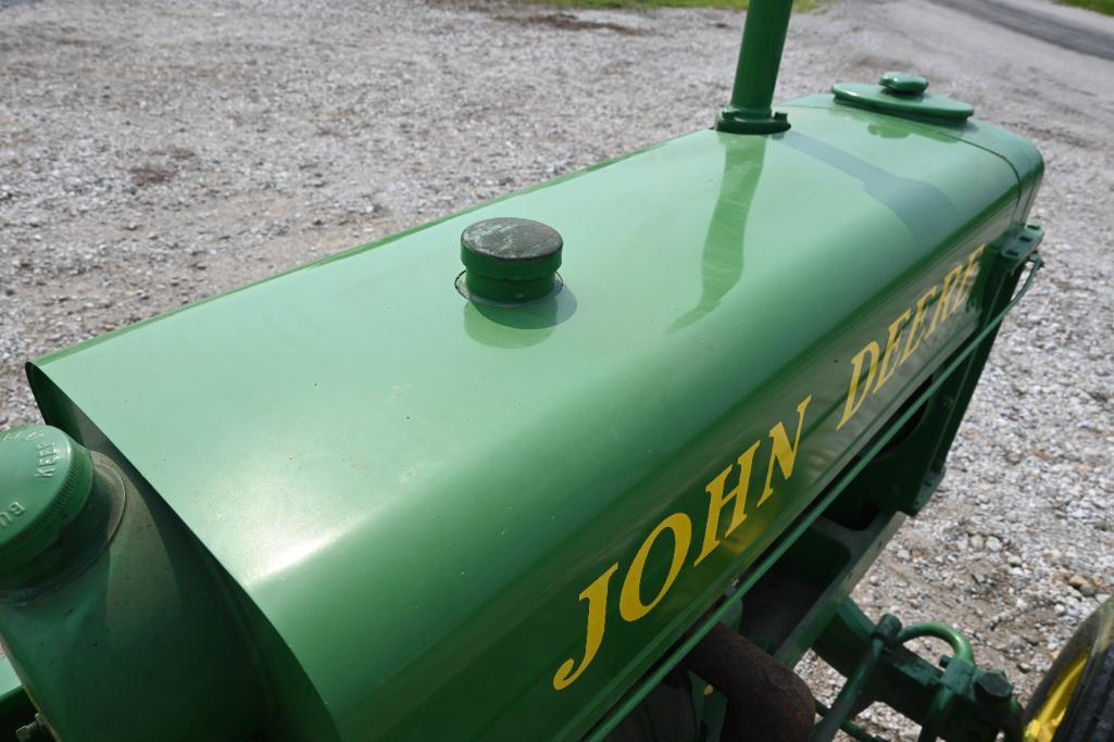 1939 John Deere BR tractor