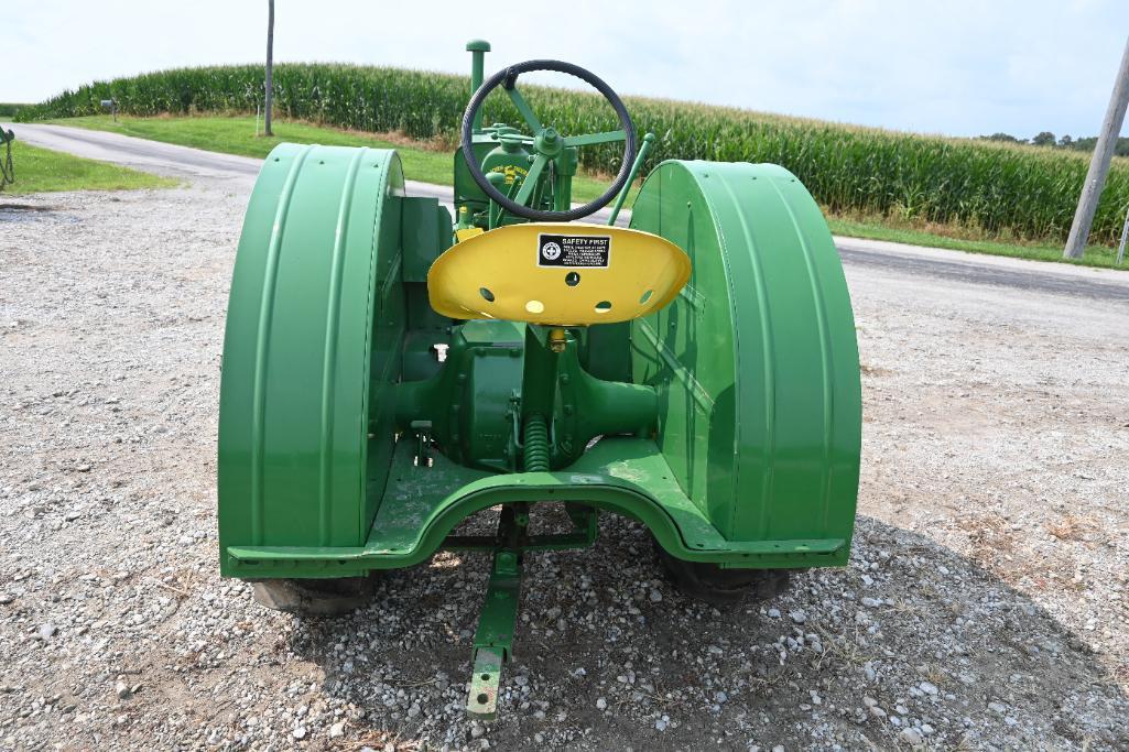 1939 John Deere BR tractor