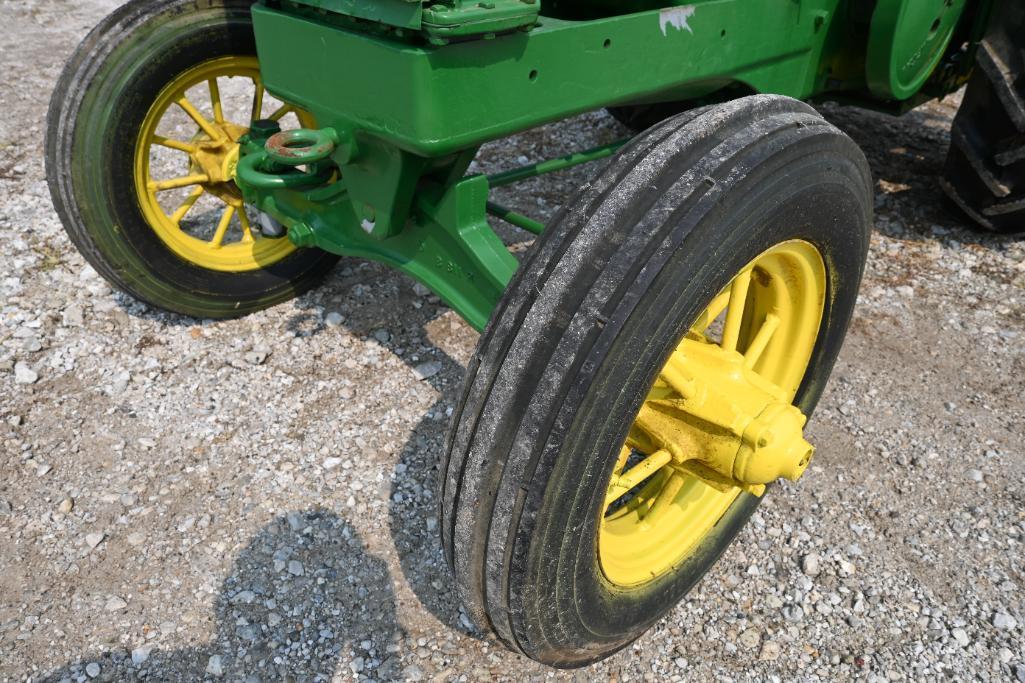 1939 John Deere BR tractor