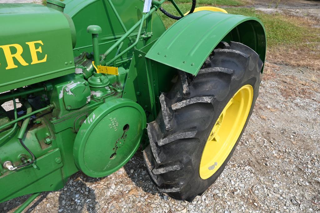 1939 John Deere BR tractor