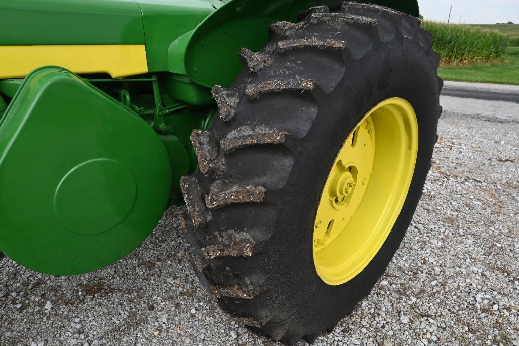 1959 John Deere 830 tractor