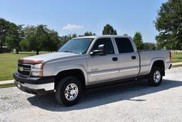 2006 Chevrolet Crew Cab 2500 HD LT package