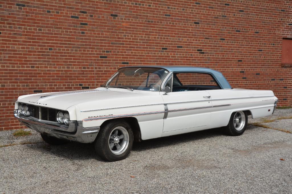 1962 Oldsmobile Dynamic 88 2 door hard top