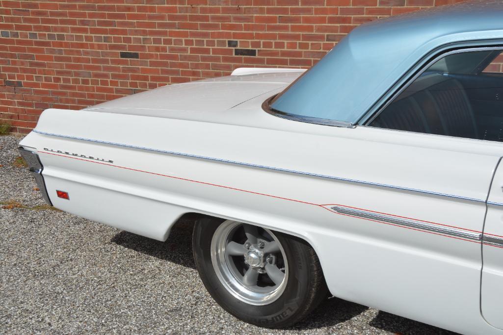 1962 Oldsmobile Dynamic 88 2 door hard top