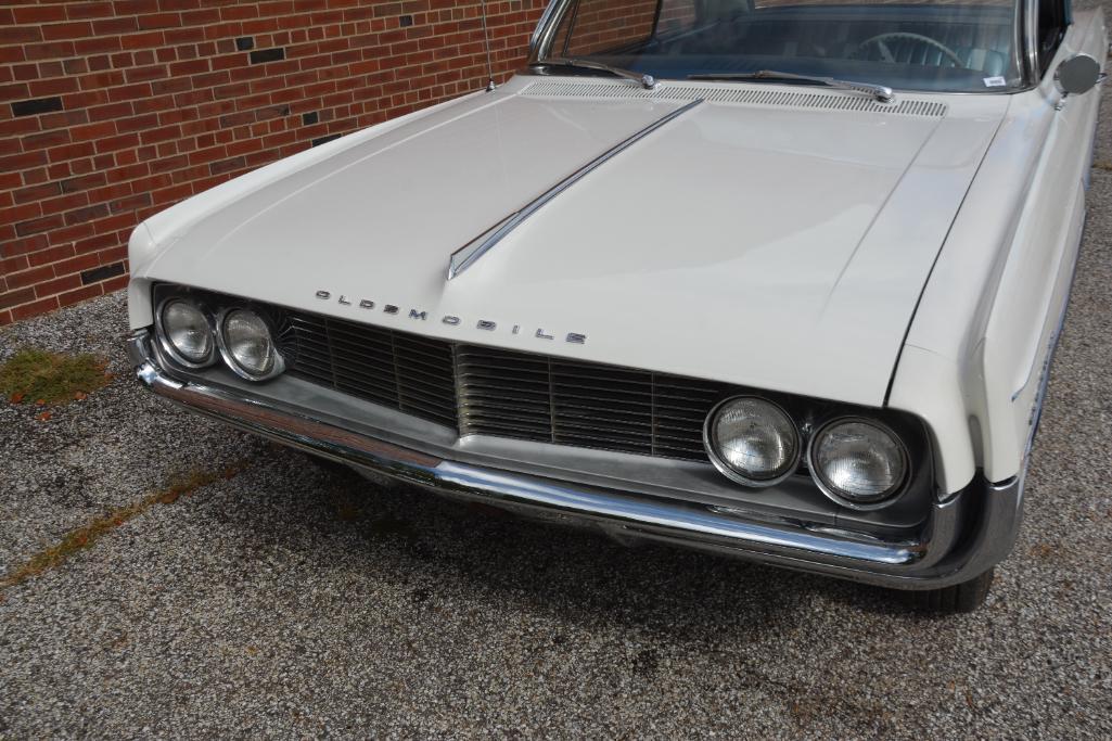 1962 Oldsmobile Dynamic 88 2 door hard top