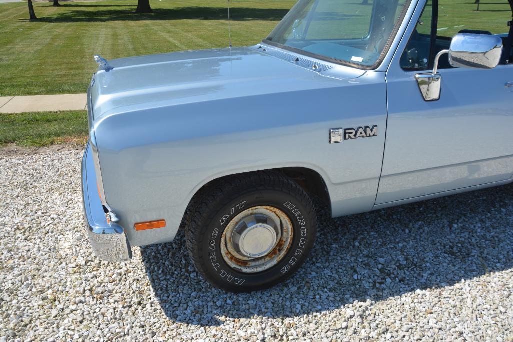 1989 Dodge Ram 150 Royal