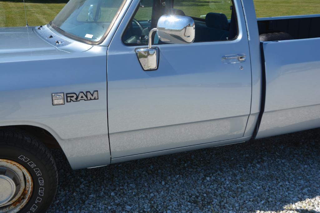 1989 Dodge Ram 150 Royal