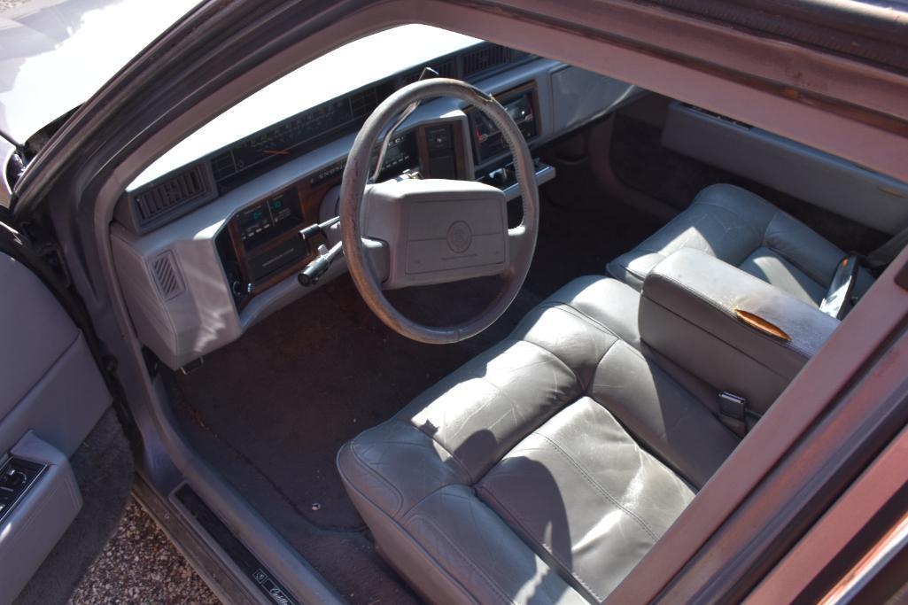 1990 Cadillac Sedan De Ville