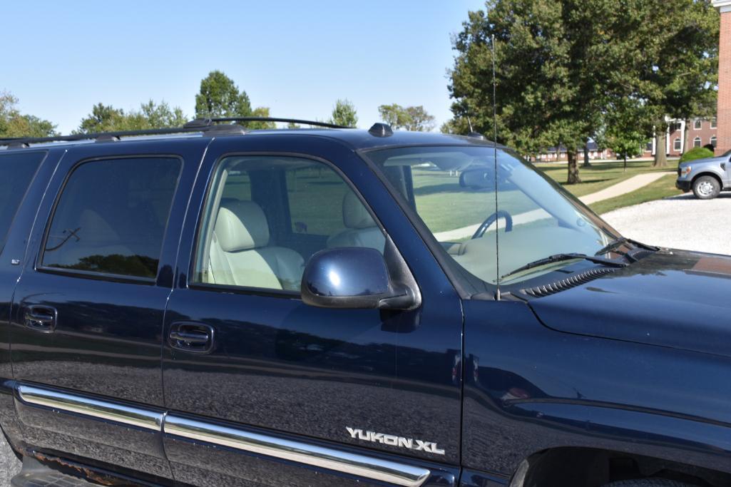 2004 GMC Yukon SLT SUV