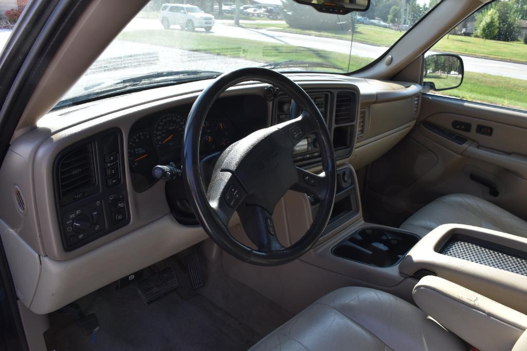 2004 GMC Yukon SLT SUV