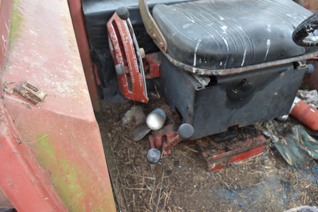 1971 International 1466 2wd tractor