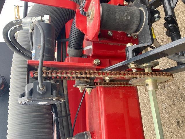 2014 Case-IH 1255 16 row 30" planter