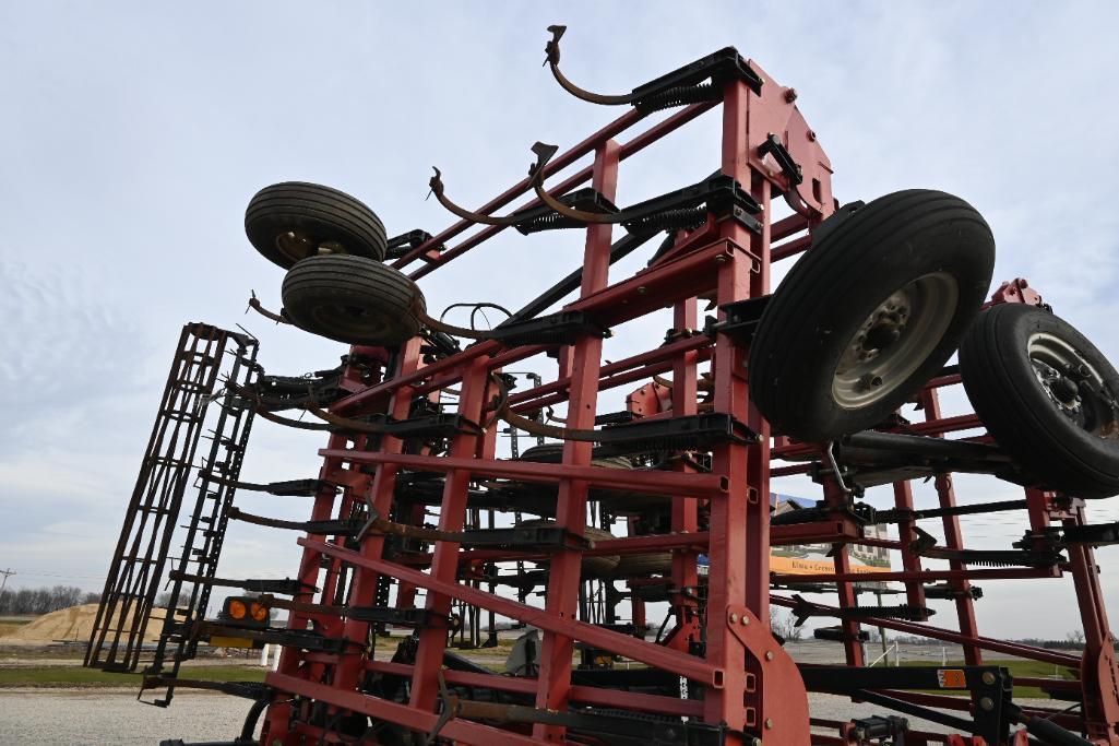 2012 Case-IH Tiger-Mate 200 46' field cultivator