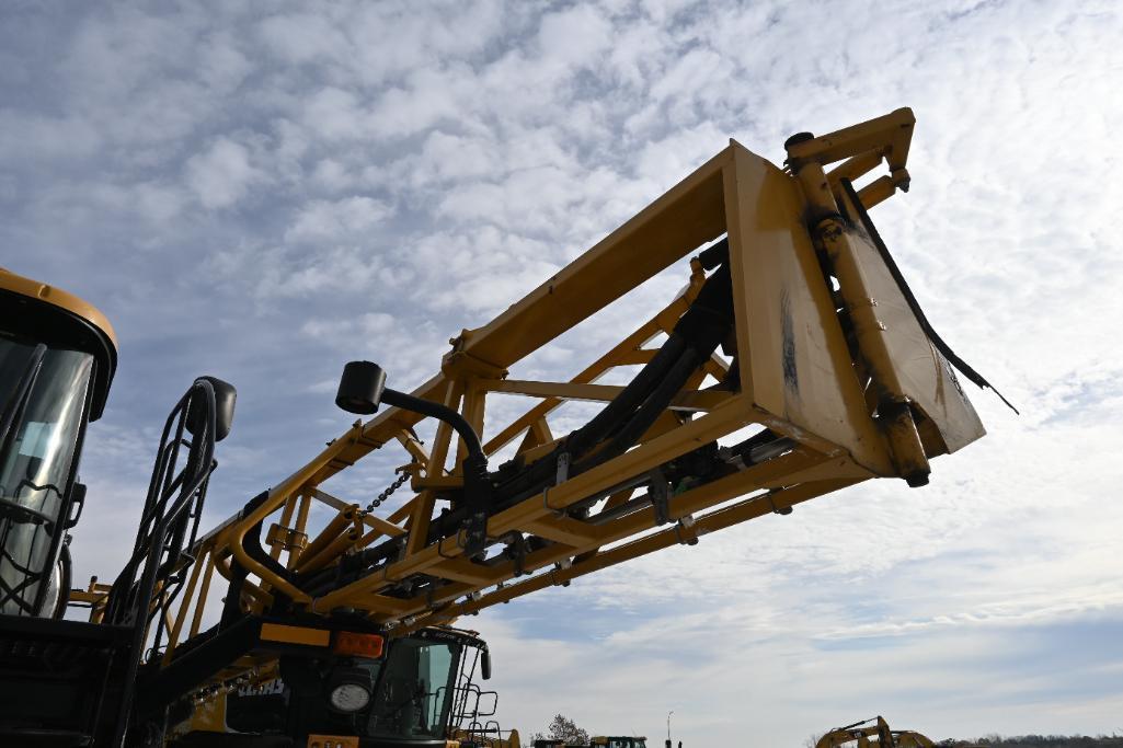 2015 Ag-Chem RoGator 1100B self-propelled sprayer