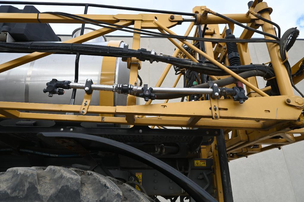 2013 Ag-Chem RoGator 1300 self-propelled sprayer