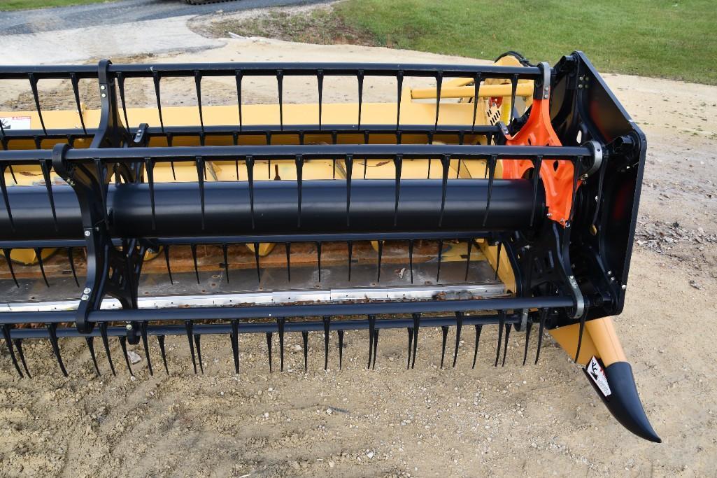 2012 Lexion F1050 35' grain platform